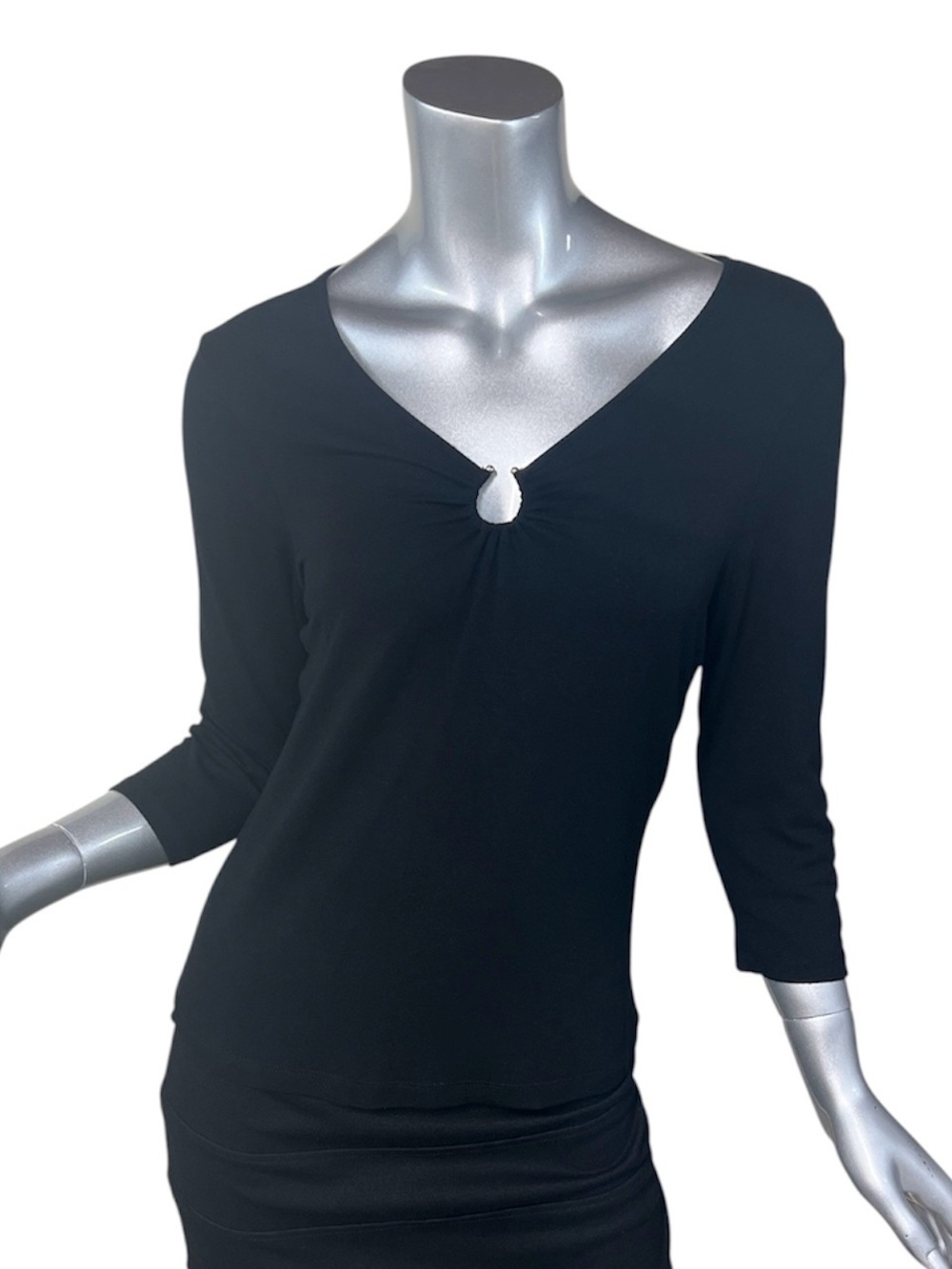 Madison & Max Women’s Small Petite Black Stretch Top V Neck Blouse 3/4 Sleeves